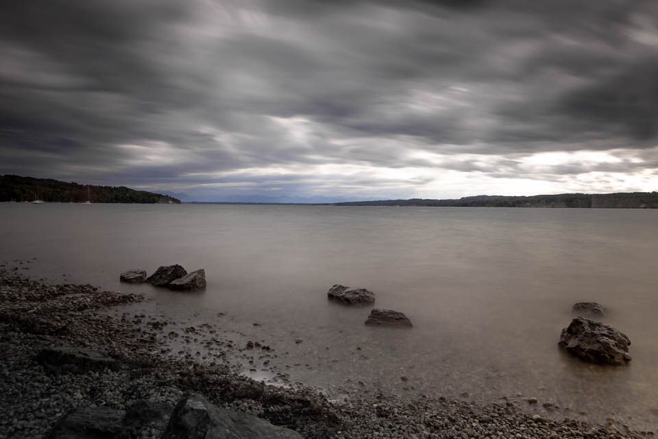 Starnberger See bei Gewitterstimmung