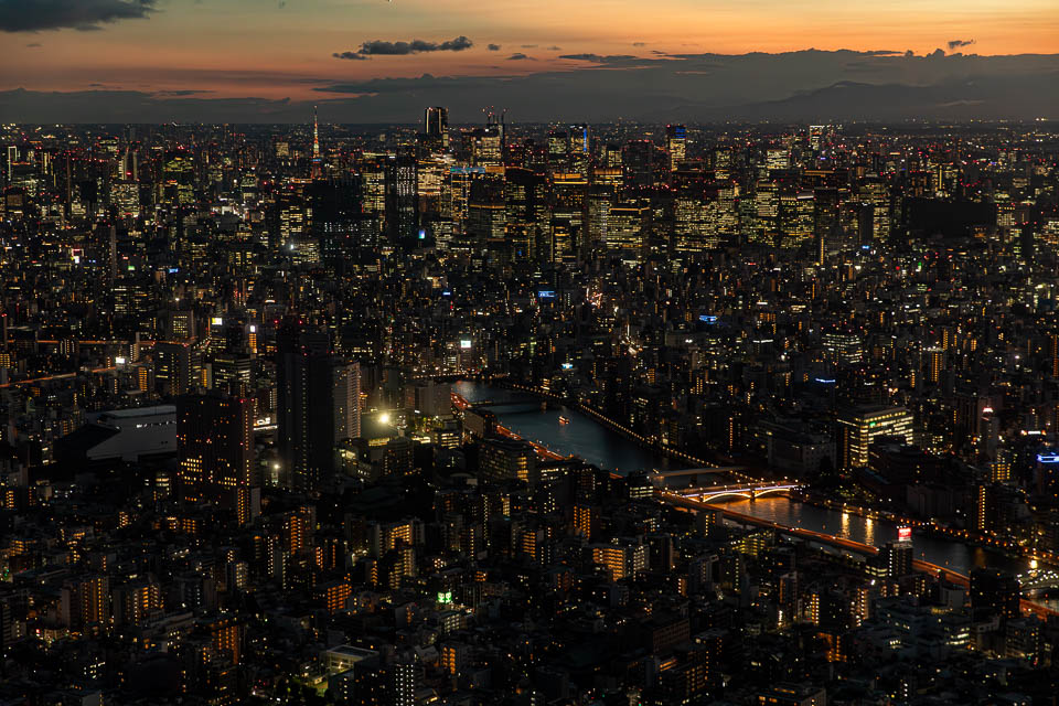 Tokyo bei Nacht